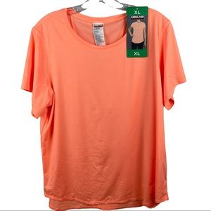 Kirkland NWT Ladies Active Tee Size XL